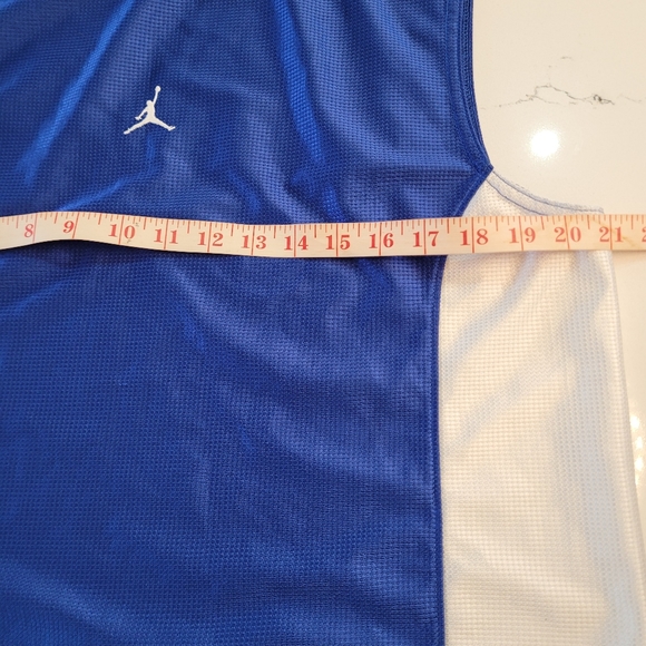 Vintage Jordan sleeveless tank-top - Men's size Medium - Picture 14 of 14